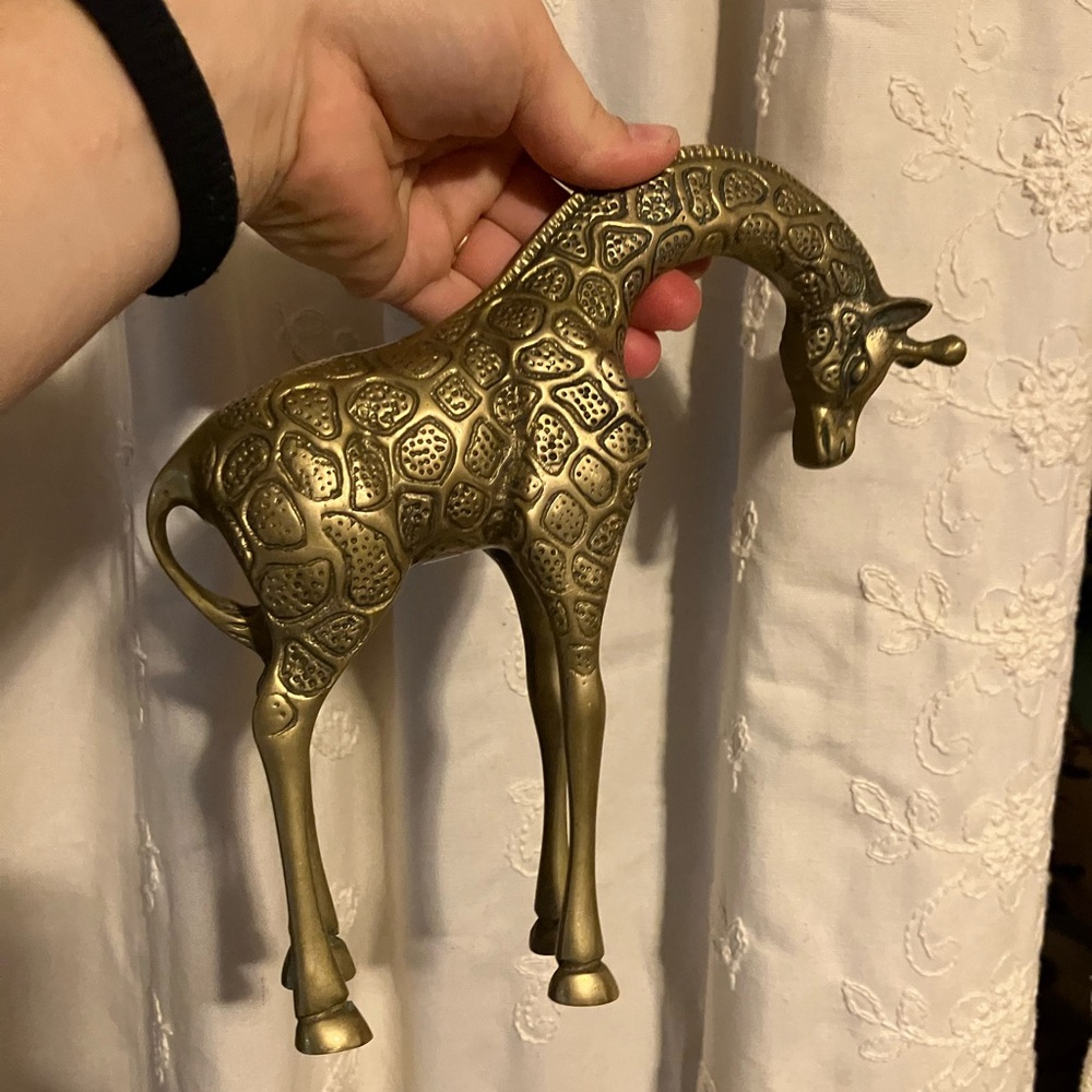Elegant Gold Giraffe Figurine